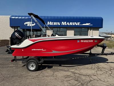 BOATZON | Bayliner Element M15 2022