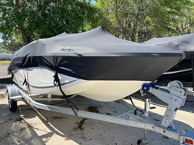 BOATZON | Bayliner Element M15 2024