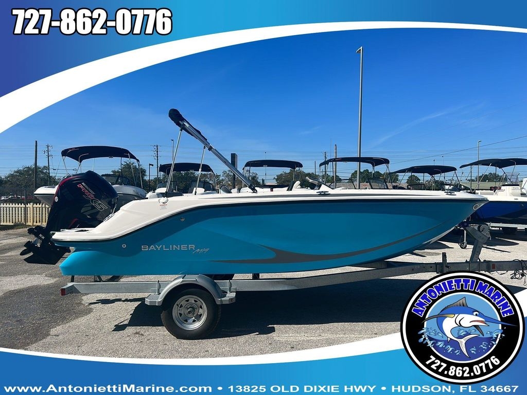 2024 Bayliner Element M19 - Sold Boat
