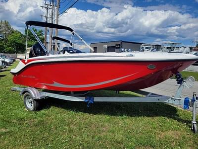 BOATZON | Bayliner M17 2024 BOATZON | Bayliner M17 2024