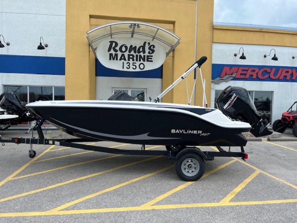 2024 Bayliner M17 - Sold Boat