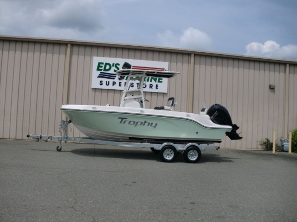 2025 Bayliner T20CC CENTER CONSOLE BOAT - Sold Boat