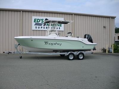 BOATZON | Bayliner T22CC CENTER CONSOLE BOAT 2024