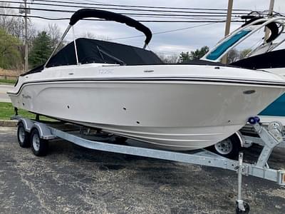 BOATZON | Bayliner T22SC 2025 BOATZON | Bayliner T22SC 2025