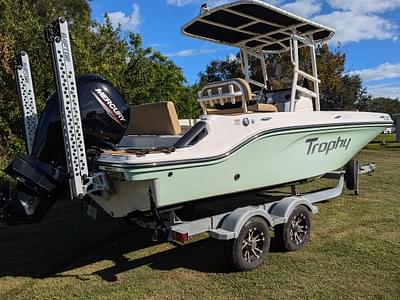 BOATZON | Bayliner Trophy T20CX 2022