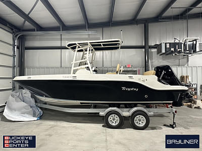 BOATZON | Bayliner Trophy T22 CX 2024