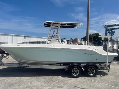 BOATZON | Bayliner Trophy T22CC 2022