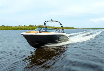 BOATZON | Bayliner V20i 2025