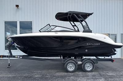 BOATZON | Bayliner V20i Bowrider 2025 BOATZON | Bayliner V20i Bowrider 2025