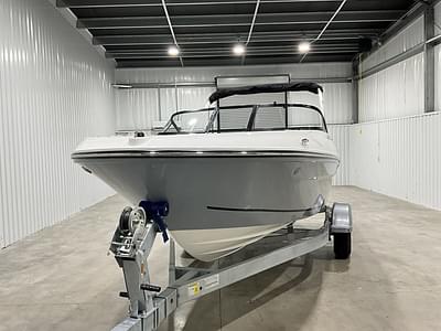 BOATZON | Bayliner VR4 Bowrider 2024 BOATZON | Bayliner VR4 Bowrider 2024