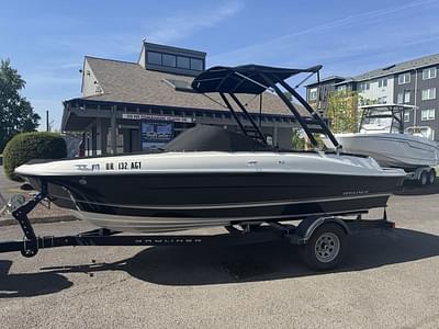 BOATZON | Bayliner VR4 Bowrider IO 2019 BOATZON | Bayliner VR4 Bowrider IO 2019
