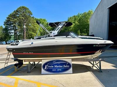 BOATZON | 2022 Bayliner VR4 Bowrider I/O BOATZON | 2022 Bayliner VR4 Bowrider I/O