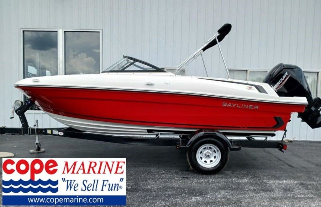 2025 Bayliner VR4 Bowrider  Outboard - Sold Boat