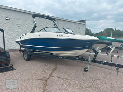 BOATZON | Bayliner VR5 2019 BOATZON | Bayliner VR5 2019