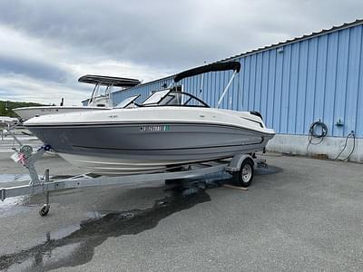 BOATZON | Bayliner VR5 2022 BOATZON | Bayliner VR5 2022