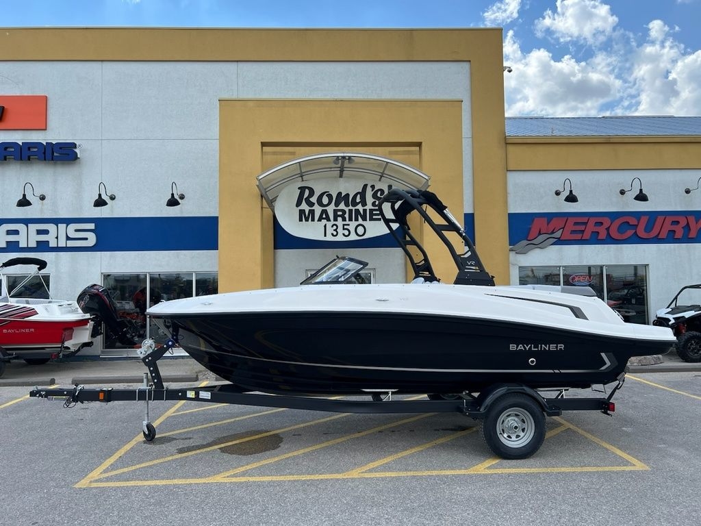 2024 Bayliner VR5 - Sold Boat