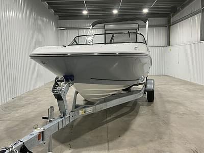 BOATZON | Bayliner VR5 Bowrider 2024 BOATZON | Bayliner VR5 Bowrider 2024