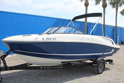 BOATZON | Bayliner VR5 Bowrider IO 2019 BOATZON | Bayliner VR5 Bowrider IO 2019