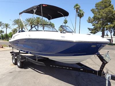 BOATZON | Bayliner VR5 Bowrider OB 2023