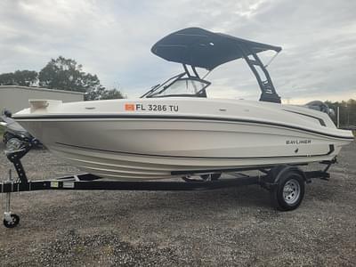 BOATZON | 2024 Bayliner VR5 Bowrider OB