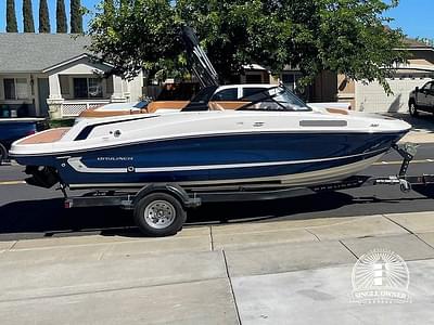 BOATZON | Bayliner VR5 BOATZON | Bayliner VR5