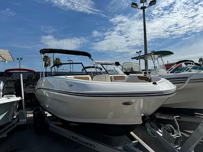 BOATZON | 2022 Bayliner VR6 Bowrider OB