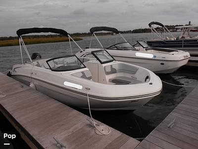 BOATZON | Bayliner VR6