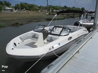 BOATZON | Bayliner VR6