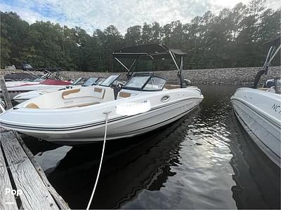 BOATZON | Bayliner VR6 OB