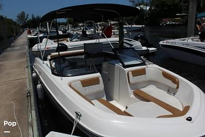 BOATZON | Bayliner VR6 OB