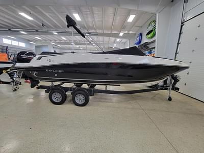 BOATZON | Bayliner VR6 Outboard 2024