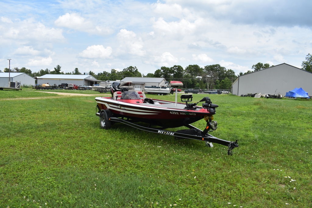2009 Bee Line 278 Pro FD - Sold Boat