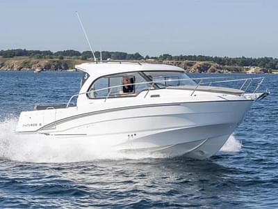 BOATZON | Beneteau Antares 8 2025