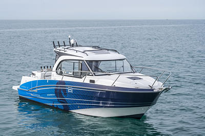 BOATZON | Beneteau Antares 8 Fishing 2024