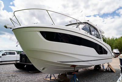 BOATZON | Beneteau Antares 9 2025