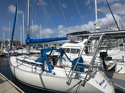 BOATZON | 1986 Beneteau First 375