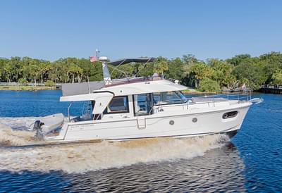 BOATZON | Beneteau Swift Trawler 41 2021