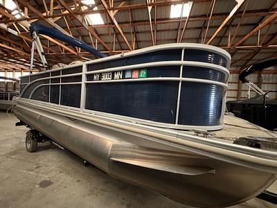 BOATZON | Bennington 20 ft 2018