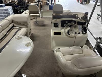 BOATZON | Bennington 207FS 2002