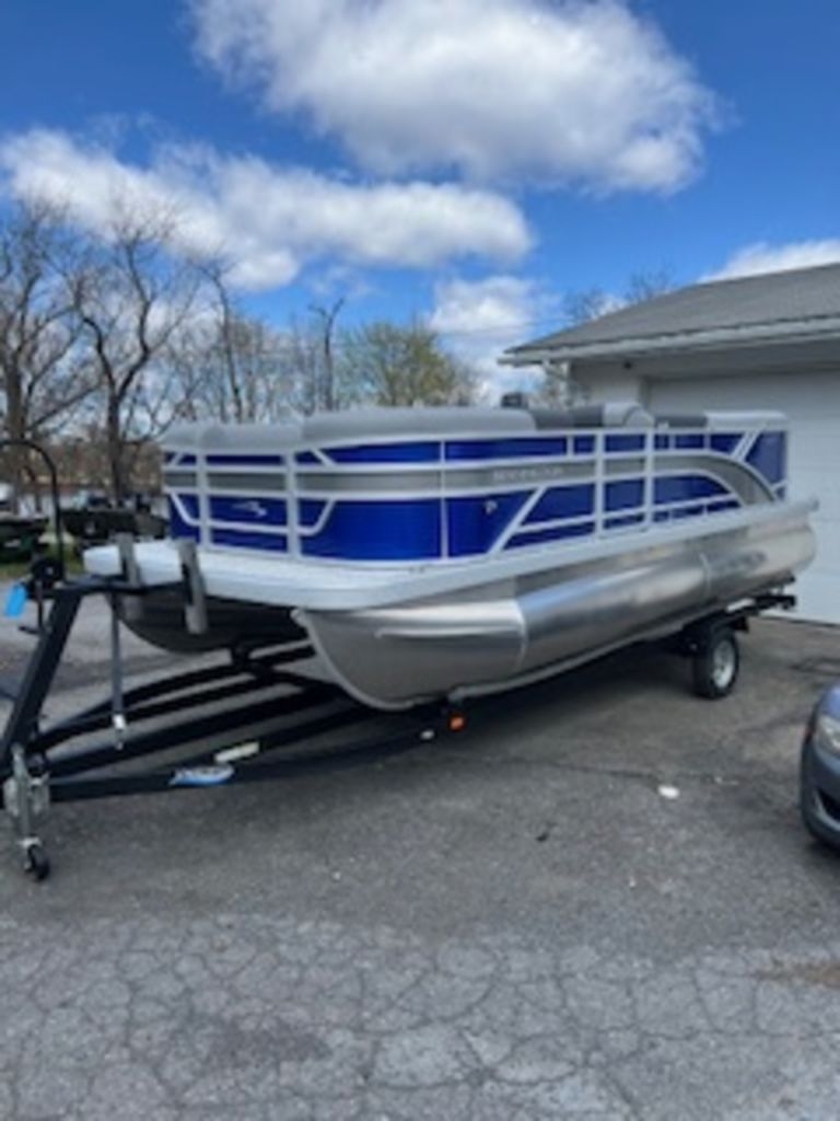 2025 Bennington 20SL - Sold Boat