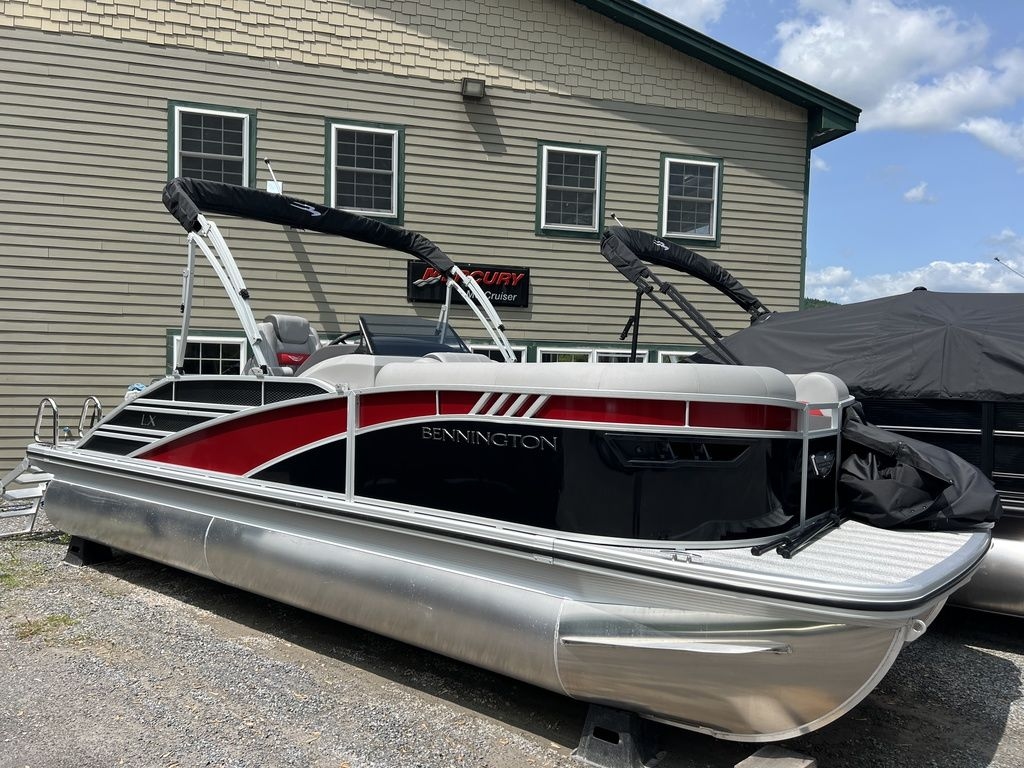 2025 Bennington 22 LXSB - Sold Boat