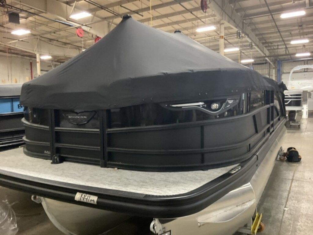 2025 Bennington 22 ML - Sold Boat