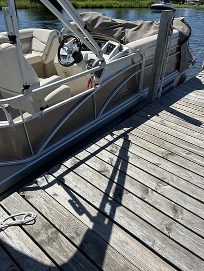 BOATZON | Bennington 22 SLX 2012