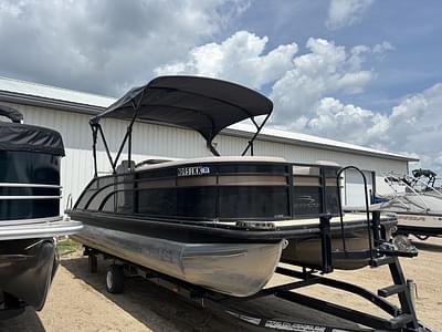 BOATZON | Bennington 22SSBXP 115HP BUNK TRAILER 2017 BOATZON | Bennington 22SSBXP 115HP BUNK TRAILER 2017