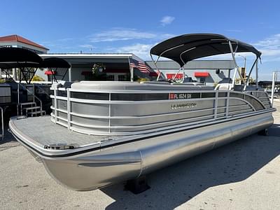 BOATZON | Bennington 25 RFB Fastback  Tri Toon 2020