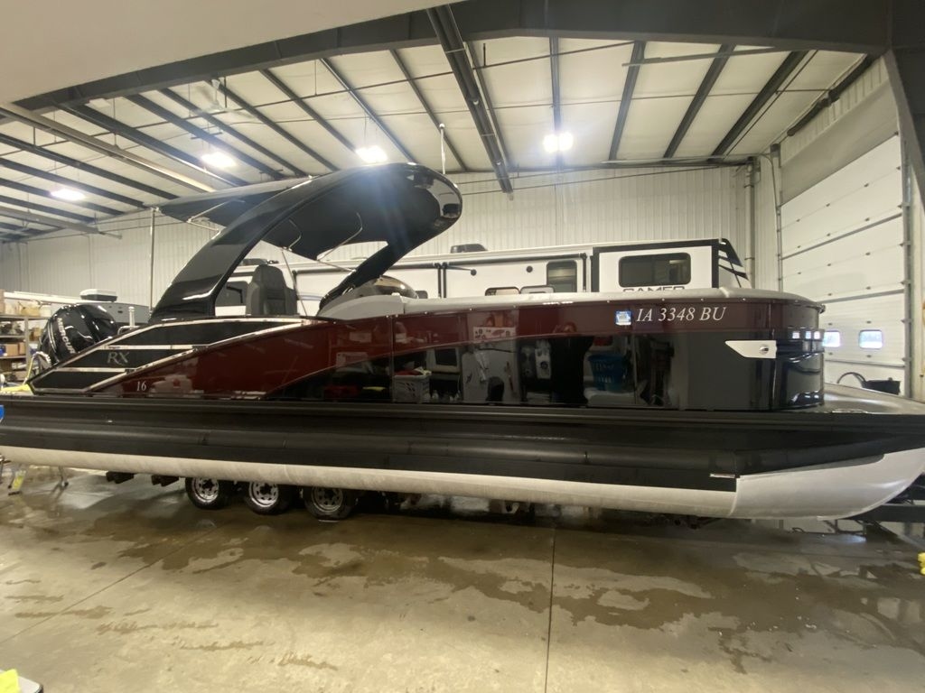 2021 Bennington 25 RXSBA - Sold Boat