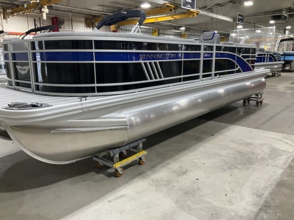 2025 Bennington 25LSR - Sold Boat