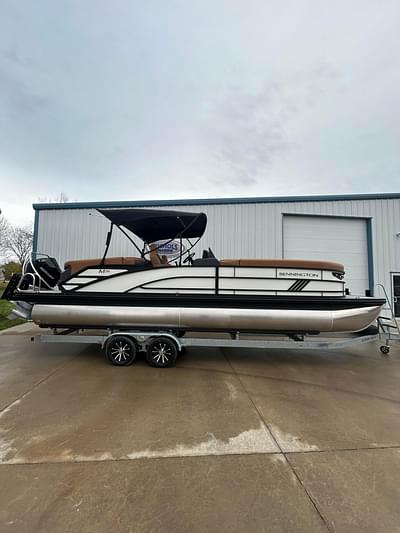 BOATZON | Bennington 26 MFB 2025