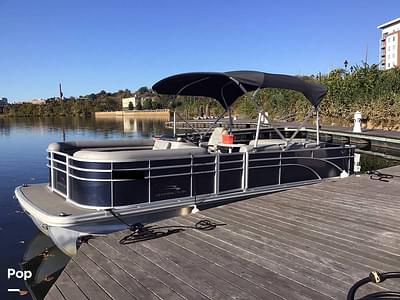 BOATZON | Bennington Fishtoon 22S