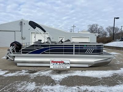 BOATZON | 2021 Bennington L 21 Swingback